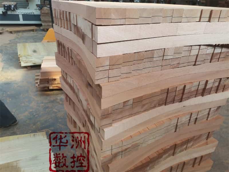 數(shù)控帶鋸機切割多種料(2).jpg