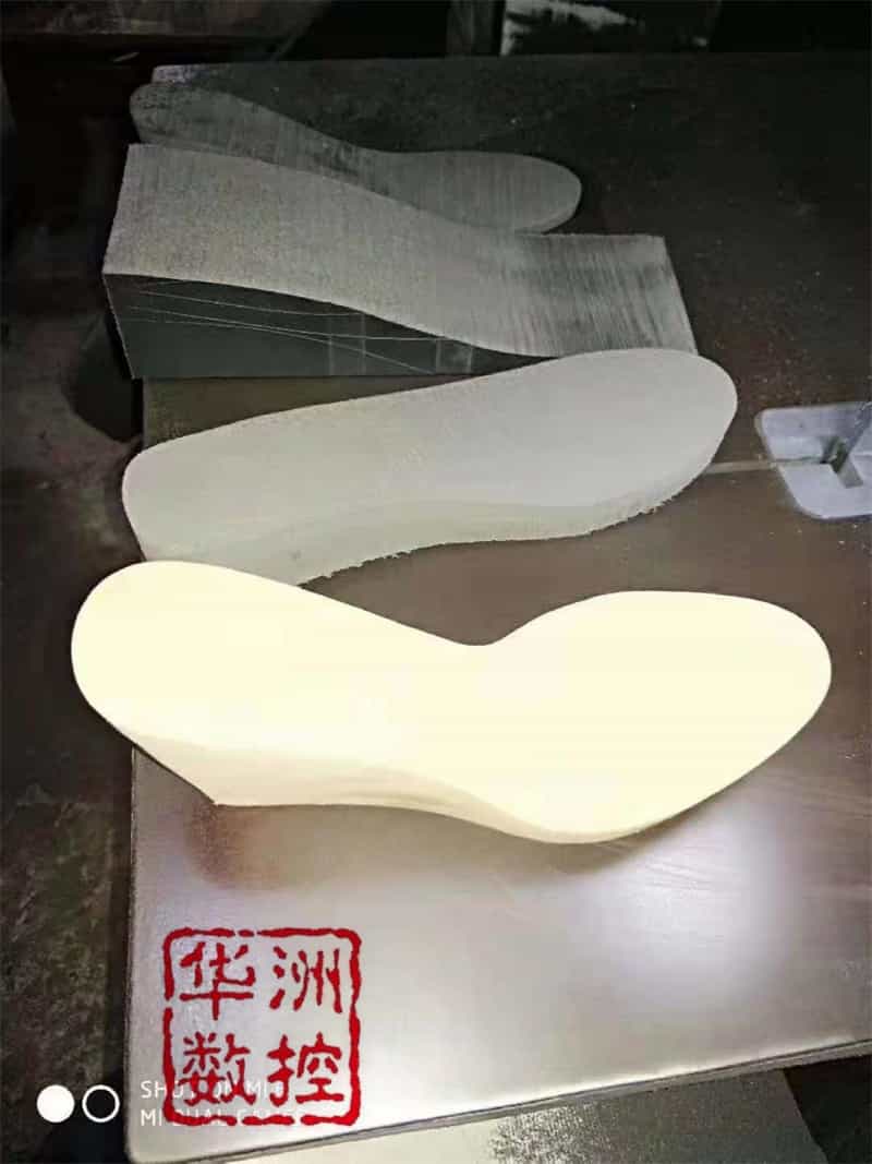 數(shù)控帶鋸機切割多種料(3).jpg