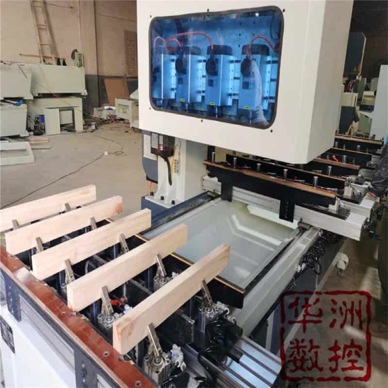 影響木工五軸數控榫槽機價格的幾個因素(1).jpg