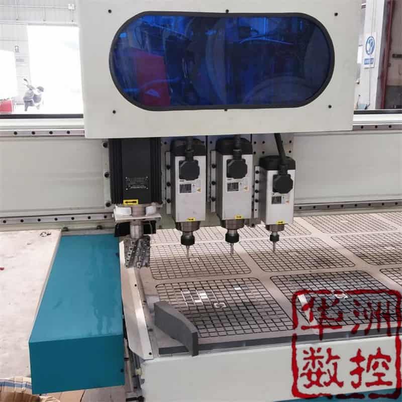 數控雕刻機和數控開料機有哪些區別2.jpg