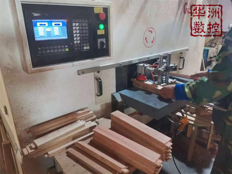 數控開榫機作用大.jpg